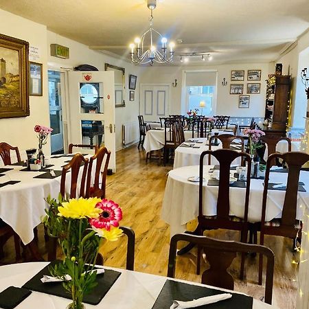 Newcastle Arms Hotel Coldstream Ngoại thất bức ảnh
